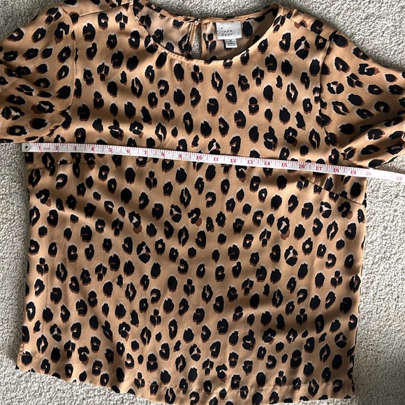 A New Day from Target Womens Leopard print short sleeve top - Size Medium - Picture 6 of 6